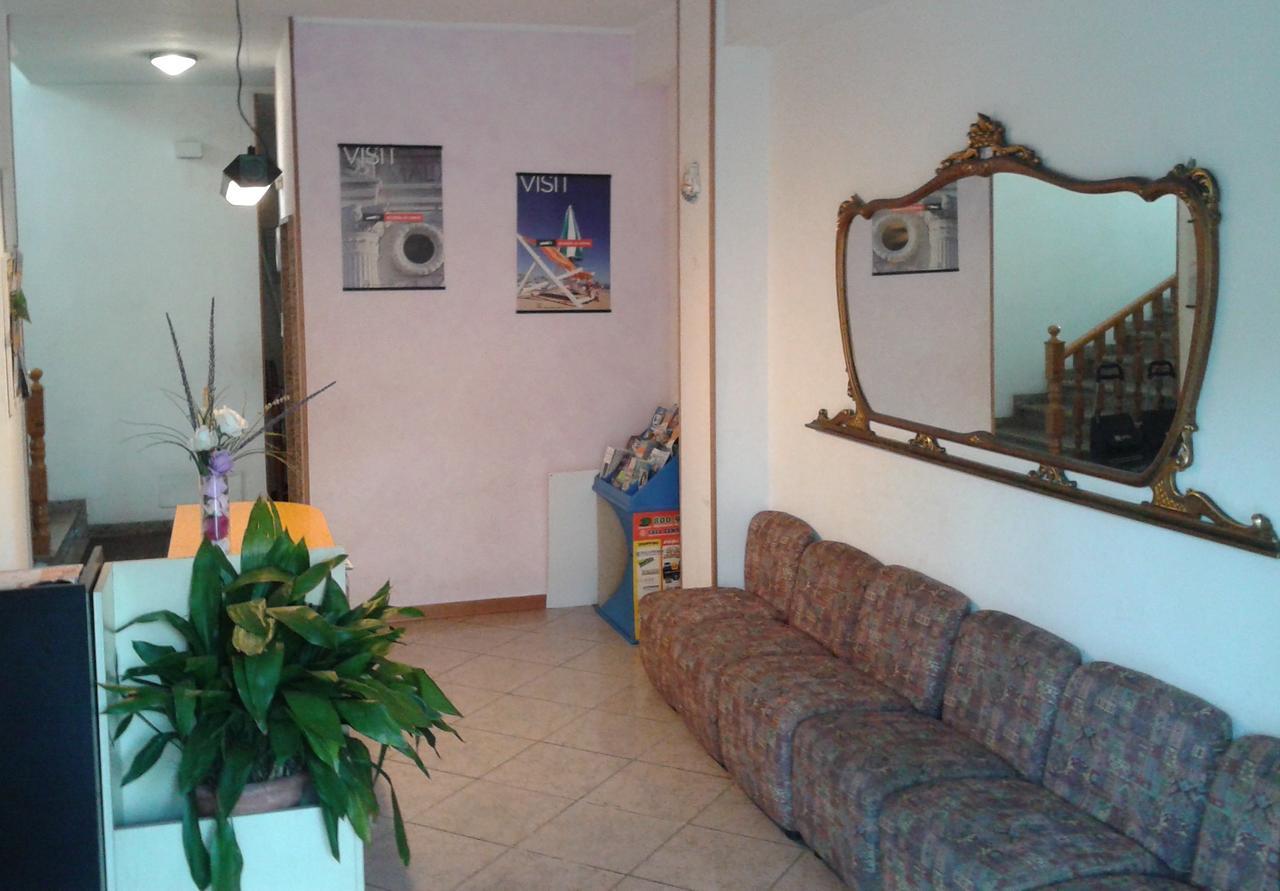 Residence Monaco Appartamenti 리미니 외부 사진