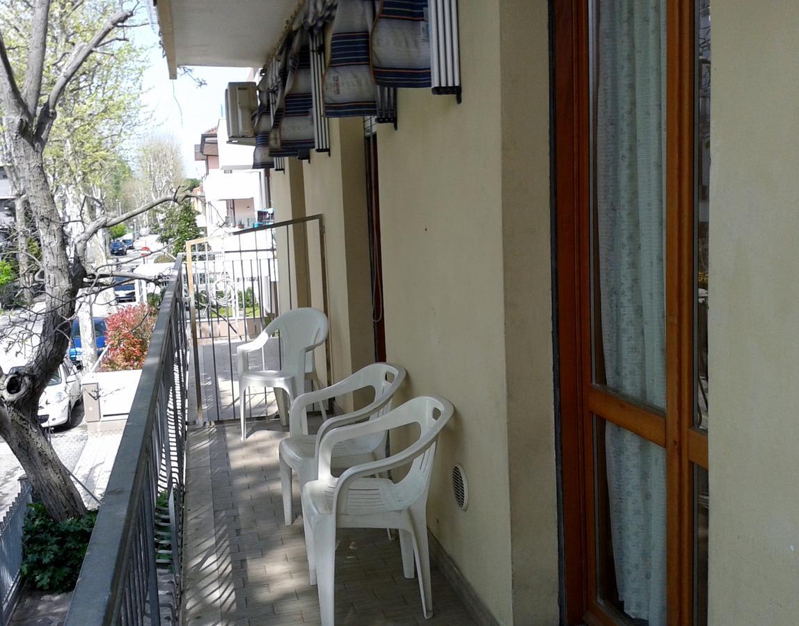 Residence Monaco Appartamenti 리미니 외부 사진