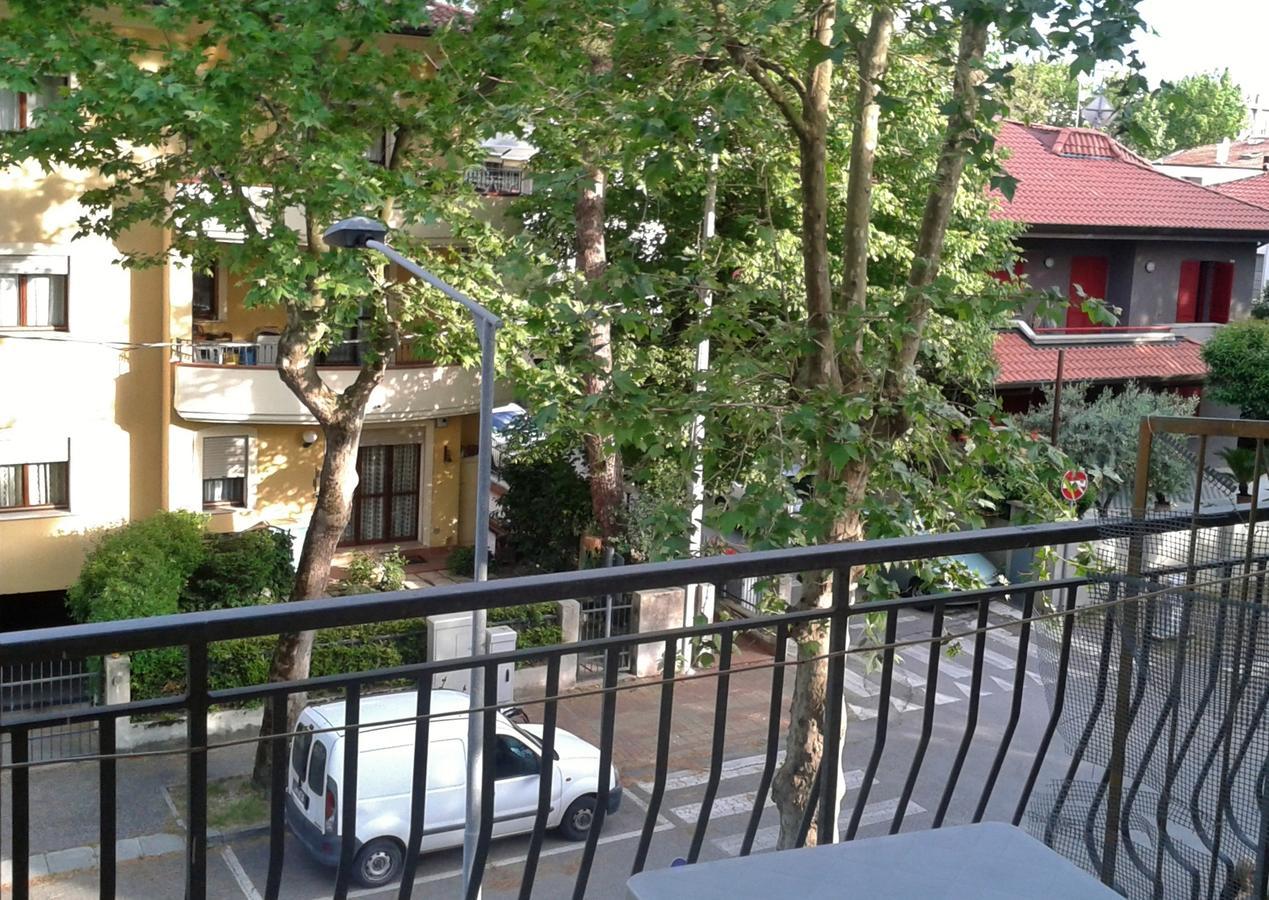 Residence Monaco Appartamenti 리미니 외부 사진